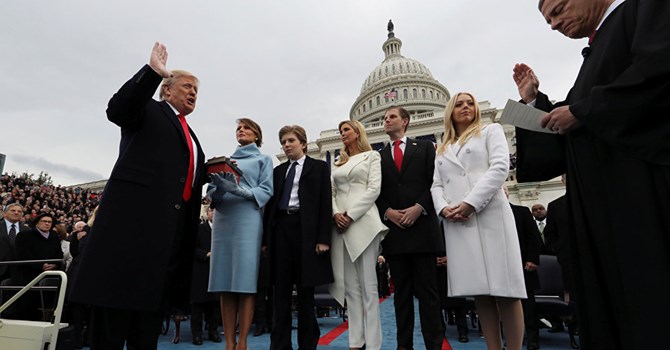 Ngay sau khi nhậm chức, Tổng thống Trump rút Mỹ khỏi TPP