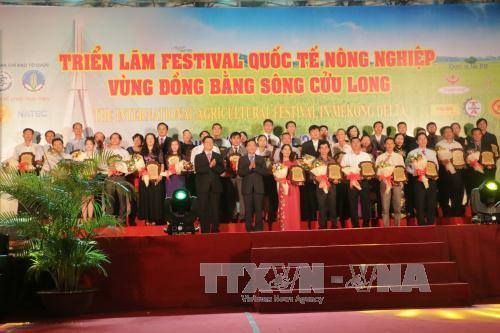 Khai mạc Triển lãm Festival quốc tế nông nghiệp vùng Đồng bằng sông Cửu Long