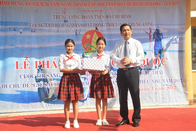 Bảo vệ biển với sáng tạo từ rác thải