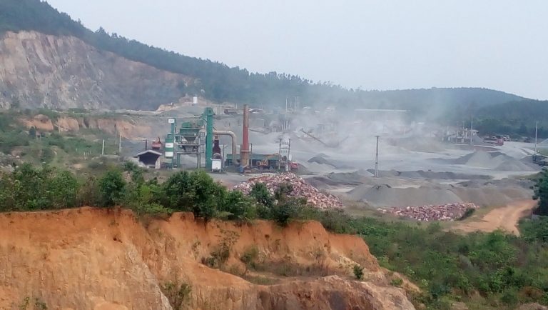 Tam Đảo, Vĩnh Phúc: Kiểm tra việc nổ mìn khai thác đá tại xã Minh Quang