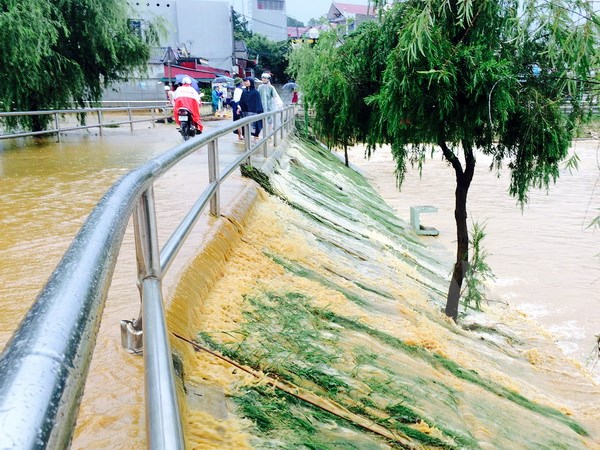 Mưa lũ và sạt lở đất diễn biến khó lường ở trung du và miền núi