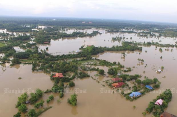 Lũ lụt nghiêm trọng ở Đông Bắc Thái Lan, 229 làng bị nhấn chìm