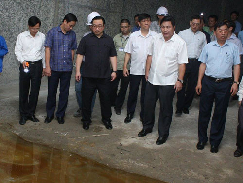Bộ Y tế họp khẩn chống dịch sốt xuất huyết