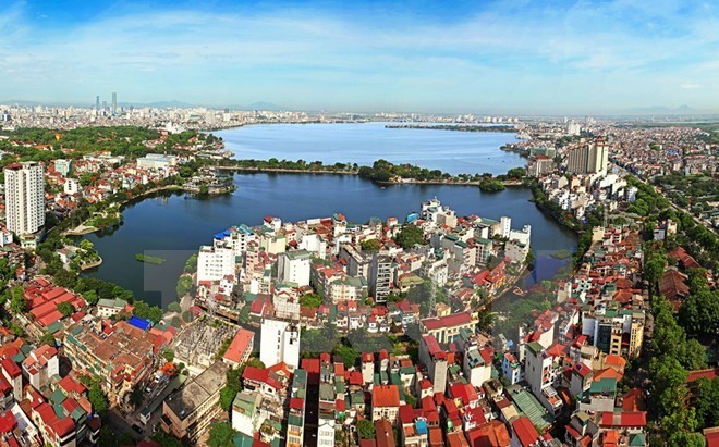 Hà Nội: Đào đắp bùn đất để phục vụ dự án nạo vét Hồ Tây
