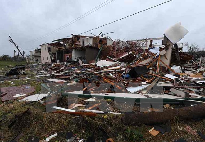 Siêu bão Harvey nhấn chìm thành phố Houston của nước Mỹ