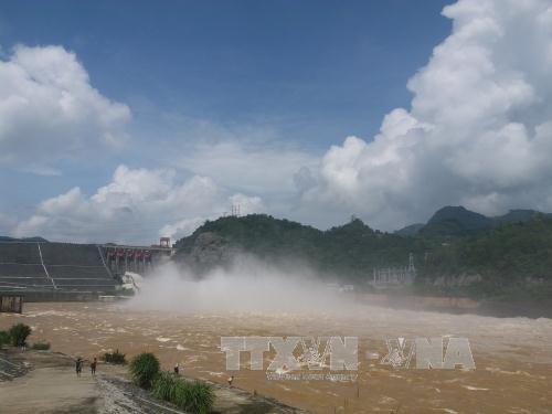 Chủ động ứng phó, hạn chế thiệt hại do xả lũ và tích nước các hồ chứa