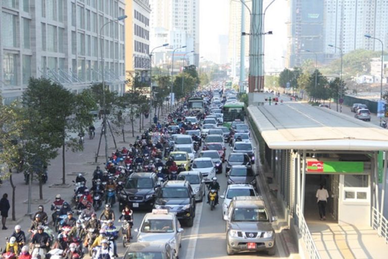 Siêu đô thị 20 triệu dân: Rồi chúng ta trèo lên đầu nhau mà sống