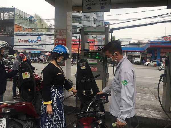Cho “hồi sinh” xăng A92: Nên không?