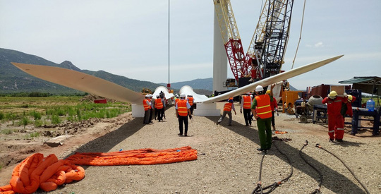 Ninh Thuận bỏ titan, chuyển sang năng lượng sạch