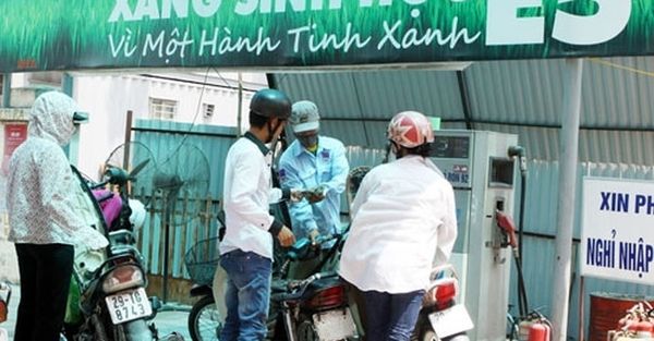 Bộ Tài chính không muốn giảm thuế môi trường với xăng E5