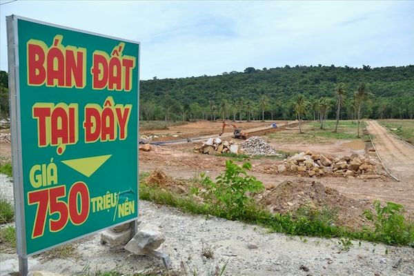 Phú Quốc bị băm nát mà lãnh đạo vẫn ung dung là sao!