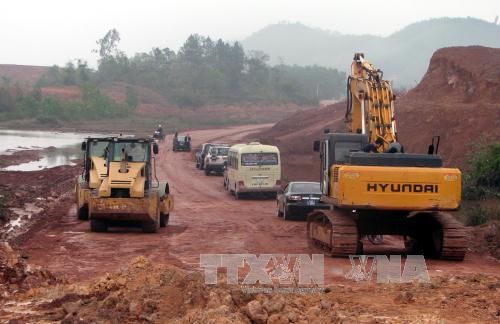 Quảng Ninh sẽ hỗ trợ huyện Vân Đồn xử lý vi phạm về quản lý đất đai