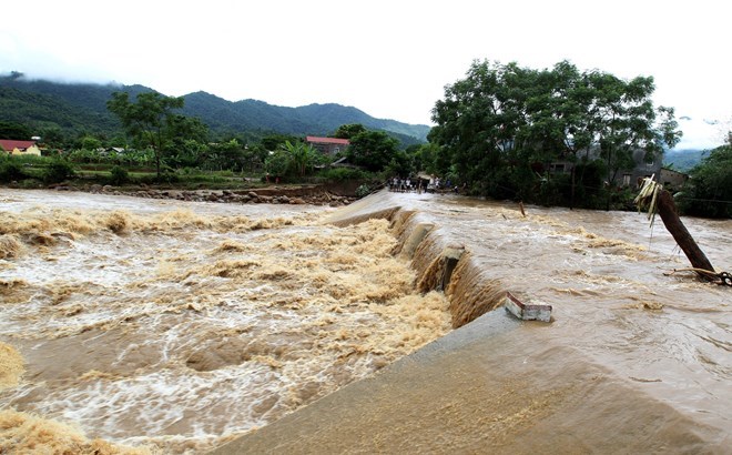 Tuyên Quang và Hà Giang mưa lớn kéo dài, nguy cơ sạt lở rất cao