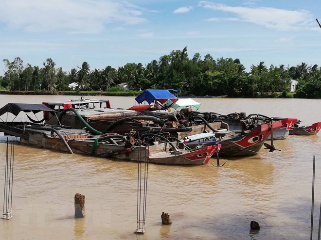 Trà Vinh xử nghiêm cán bộ tiếp tay cho khai thác khoáng sản trái phép