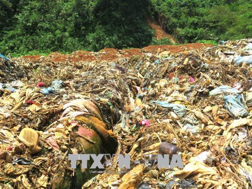 8 năm trùm màn ăn cơm tránh ruồi bãi rác lộ thiên ở Vị Xuyên, Hà Giang