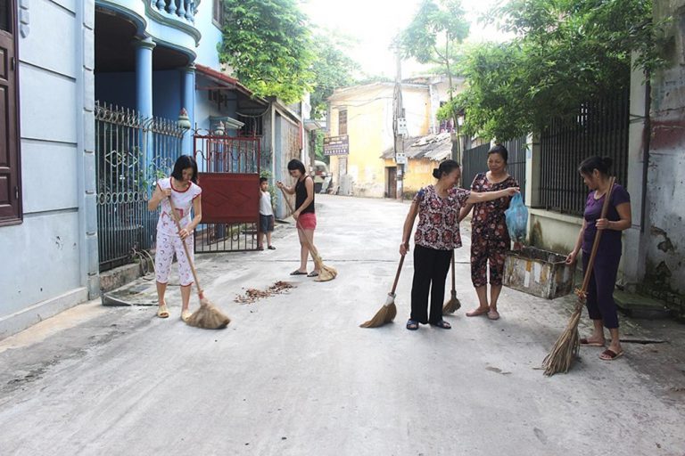 Thu gom rác thải từ hộ gia đình