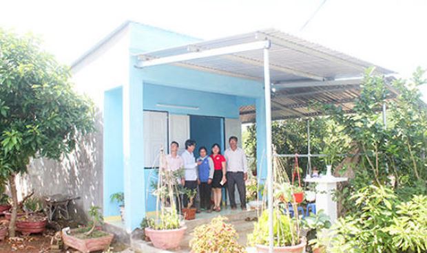 1.098 căn nhà an toàn chống bão lụt được xây dựng