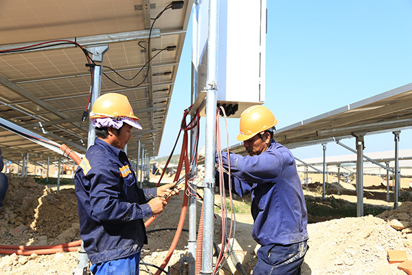 “Chạy đua” phát điện mặt trời trước ngày 30/6 để hưởng ưu đãi