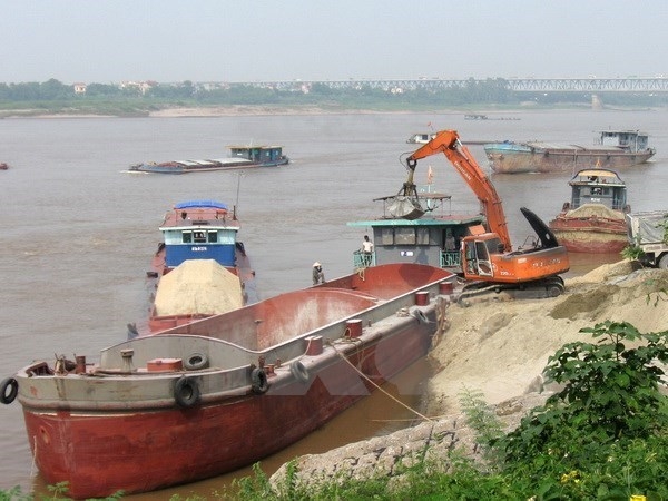 Hà Nội đấu giá quyền khai thác khoáng sản cát
