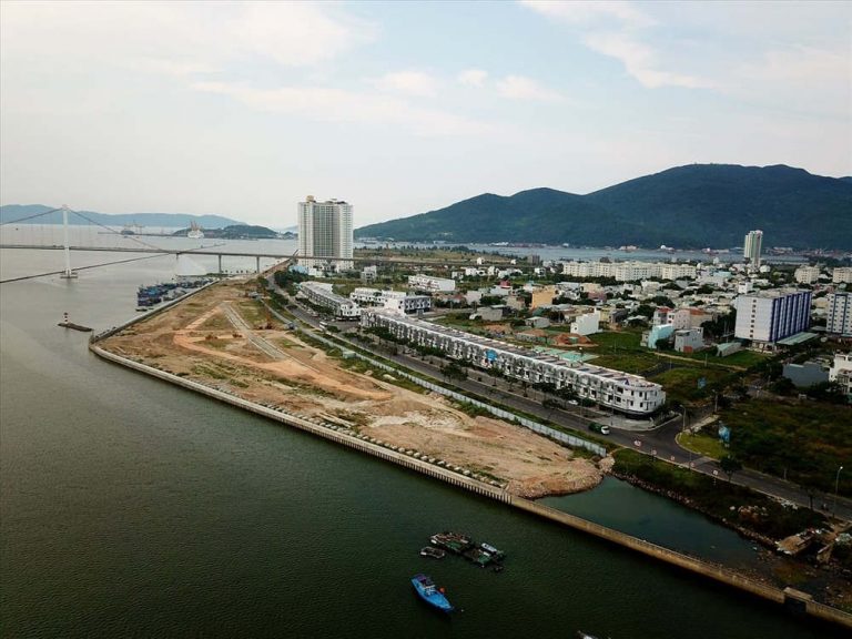 Từ Marina Complex – Đà Nẵng: Cần xem xét lại những dự án lấn sông
