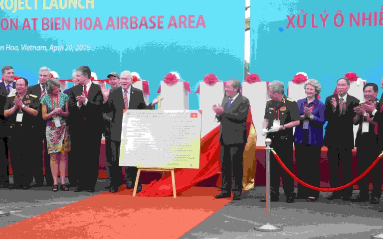 Khởi động dự án xử lý ô nhiễm dioxin tại sân bay Biên Hòa
