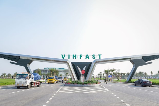 Vingroup sẽ cung cấp dịch vụ xe buýt điện từ năm 2020