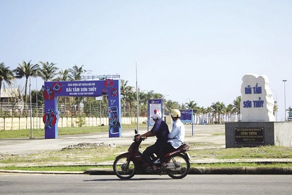 Cử tri Đà Nẵng mong lãnh đạo học tập Bình Định, trả lại không gian biển