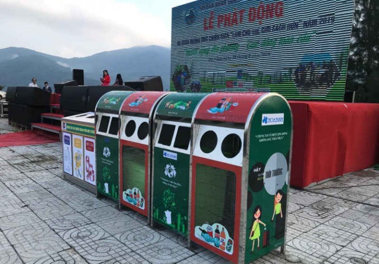 Vấn nạn rác thải, nước thải ở “thành phố đáng sống”