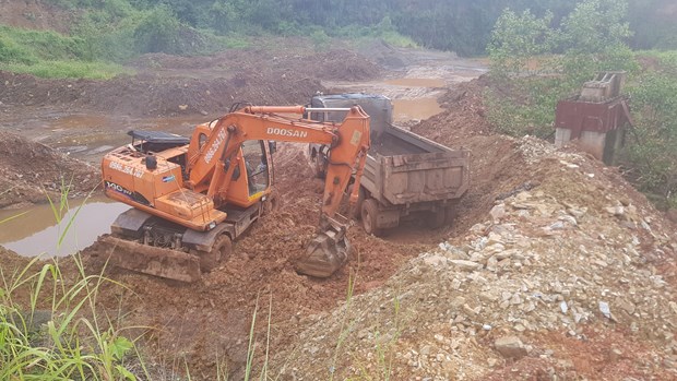 Vụ đổ trộm rác thải ở Bình Phước: Mang hàng trăm tấn rác đi tiêu hủy