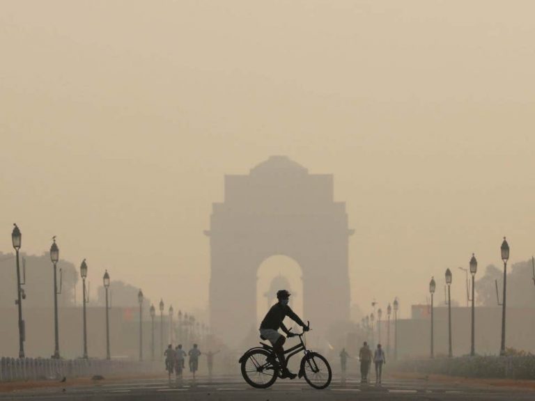Khủng hoảng ô nhiễm, New Delhi áp dụng qui định ô tô chạy theo ngày chẵn–lẻ