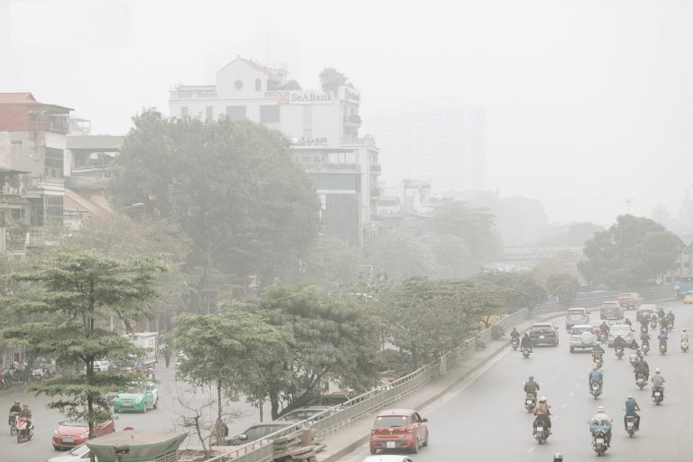 Ô nhiễm không khí: Hệ thống quan trắc còn hạn chế