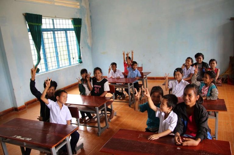 Lớp học “đặc biệt” giữa đại ngàn 