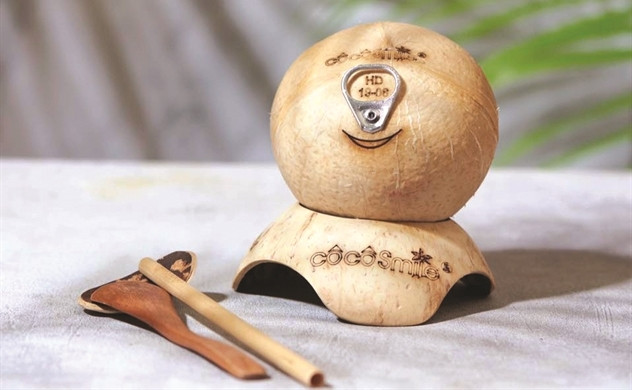 Bật nắp cùng Dừa Cười