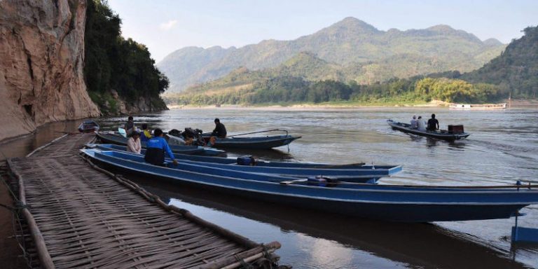 “Thái Lan nên chấm dứt hỗ trợ và mua điện từ đập Luang Prabang”
