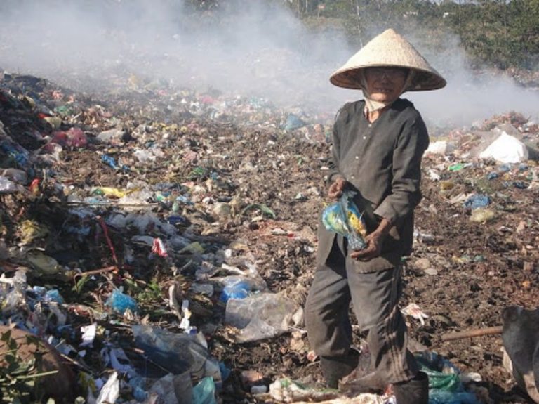 Dai dẳng nghèo đói –  môi trường