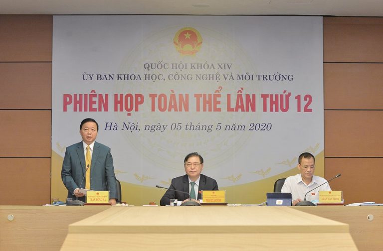 Ủy ban Khoa học Công nghệ và Môi trường thẩm tra dự án Luật Bảo vệ Môi trường (sửa đổi)