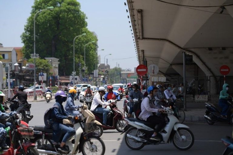 Đề xuất xe máy phải kiểm tra khí thải định kỳ như ôtô: Cần thu hồi xe cũ nát để bảo vệ môi trường