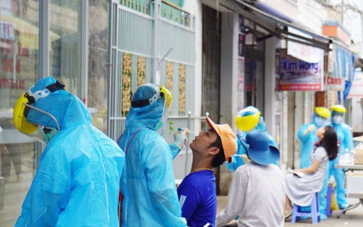 Bốn cơ sở được cấp phép đủ năng lực xét nghiệm Covid-19 tại Đà Nẵng