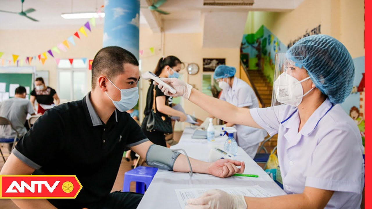 Người dân Hà Nội bắt đầu được tiêm Vaccine phòng Covid-19