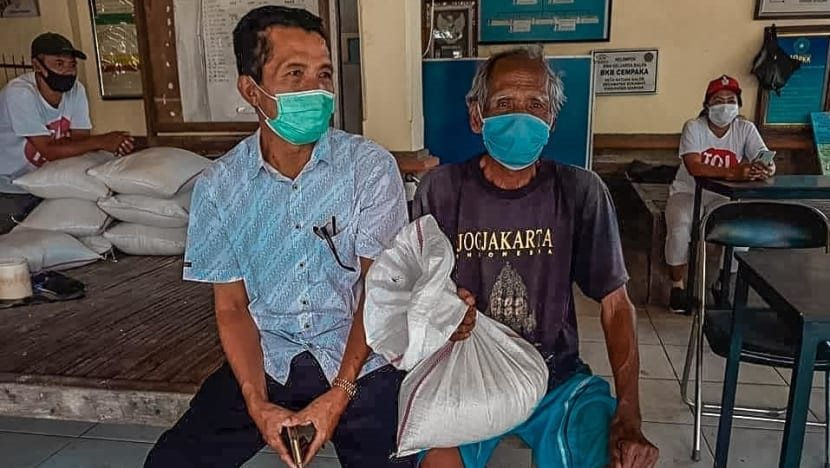 Indonesia nhân rộng sáng kiến đổi rác thải nhựa lấy gạo