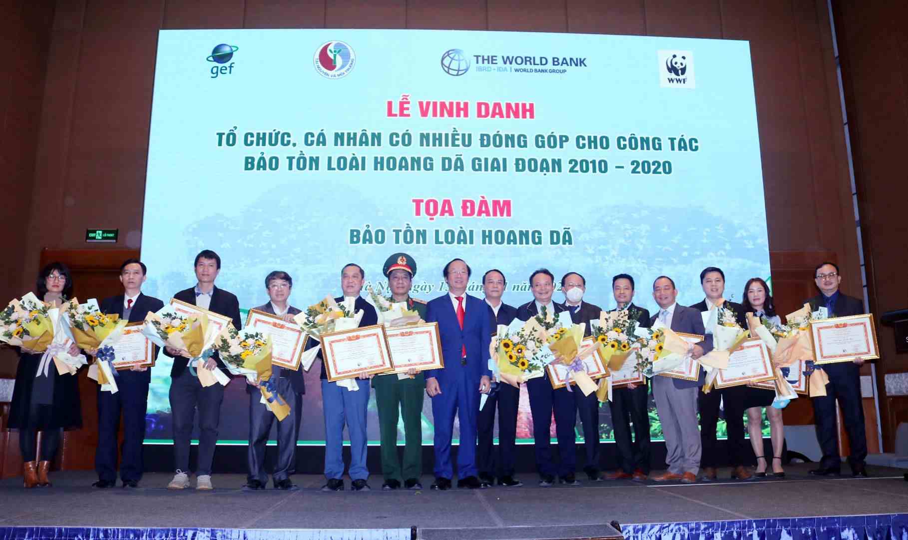 Vinh danh tổ chức, cá nhân tiêu biểu trong bảo tồn loài hoang dã