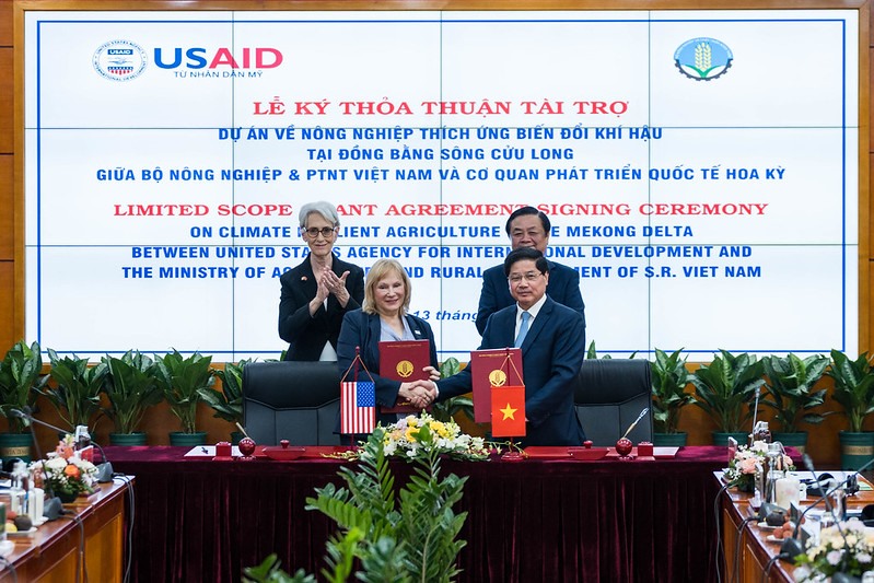 Khởi động các dự án mới về bảo vệ động vật hoang dã, chống BĐKH